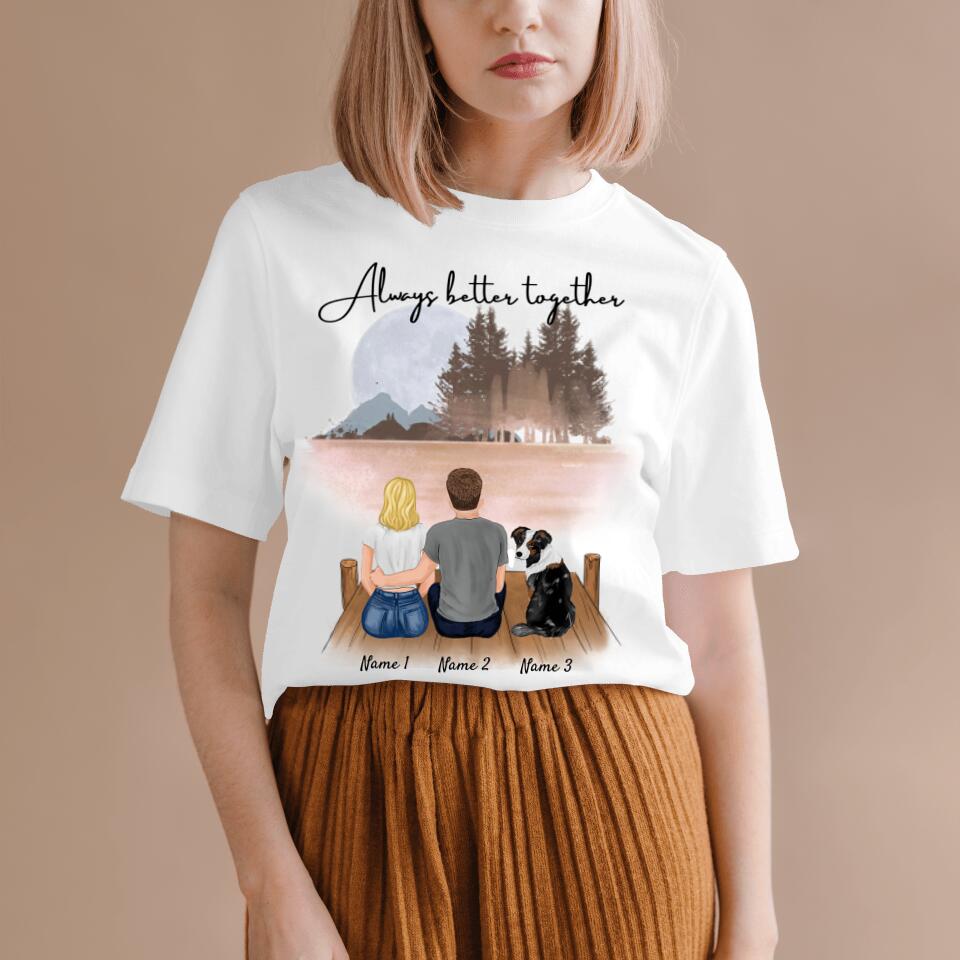 Pärchen mit Haustier - Personalisiertes T-Shirt (Hund, Katze)