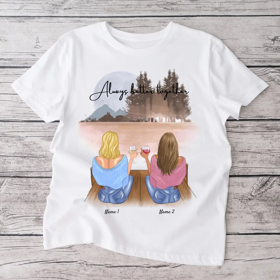 Beste Freundinnen mit Getränk - Personalisiertes T-Shirt (100% Baumwolle, Unisex)