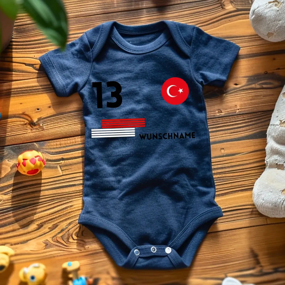 Fussball Türkei - Personalisierter Baby-Onesie/ Strampler, Trikot mit anpassbarem Namen und Trikotnummer, 100% Bio-Baumwolle Baby Body