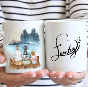 Großeltern mit Enkel/Enkelin - Personalisierte Tasse (2-4 Personen)
