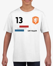 Laden Sie das Bild in den Galerie-Viewer, Voetbal EM 2024 Nederland Shirt Kinderen individueel - Gepersonaliseerd T-Shirt voor Kinderen (100% Katoen)
