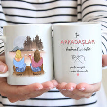 Laden Sie das Bild in den Galerie-Viewer, İyi ARKADAŞLAR bulmak zordur çünkü en iyisi zaten benimdir - Freundinnen Tasse personalisiert
