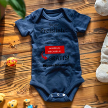 Laden Sie das Bild in den Galerie-Viewer, Baby Preisliste, Windeln wechseln gratis - Personalisierter Baby-Onesie/ Strampler, witziges Weihnachtsgeschenk, 100% Bio-Baumwolle
