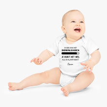 Laden Sie das Bild in den Galerie-Viewer, IK BEN AAN HET Downloaden - Gepersonaliseerde baby onesie/ romper voor Kerstmis, 100% biologisch katoen copy
