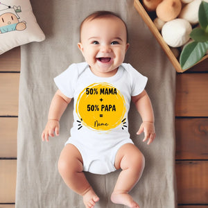 50% Mama + 50% Papa = Ich - Personalisierter Baby-Onesie/ Strampler, 100% Bio-Baumwolle