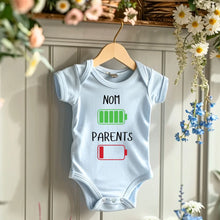 Laden Sie das Bild in den Galerie-Viewer, Distribution d&#39;énergie Parents Enfants - Onesie/dorsal bébé personnalisé pour Noël, 100% coton bio
