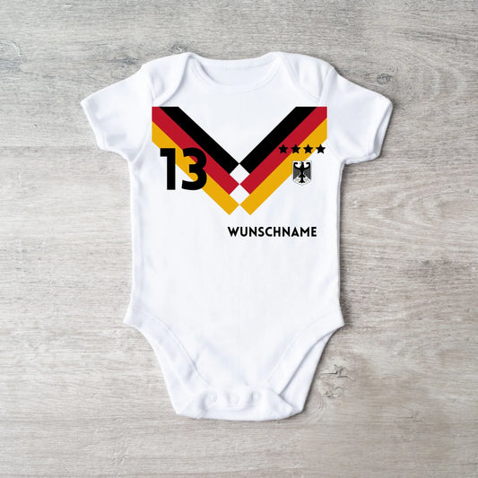 Deutschland Fußball Trikot Strampler - Personalisierter Baby-Onesie, Body mit anpassbarem Namen und Trikotnummer, 100% Bio-Baumwolle, WM 2026