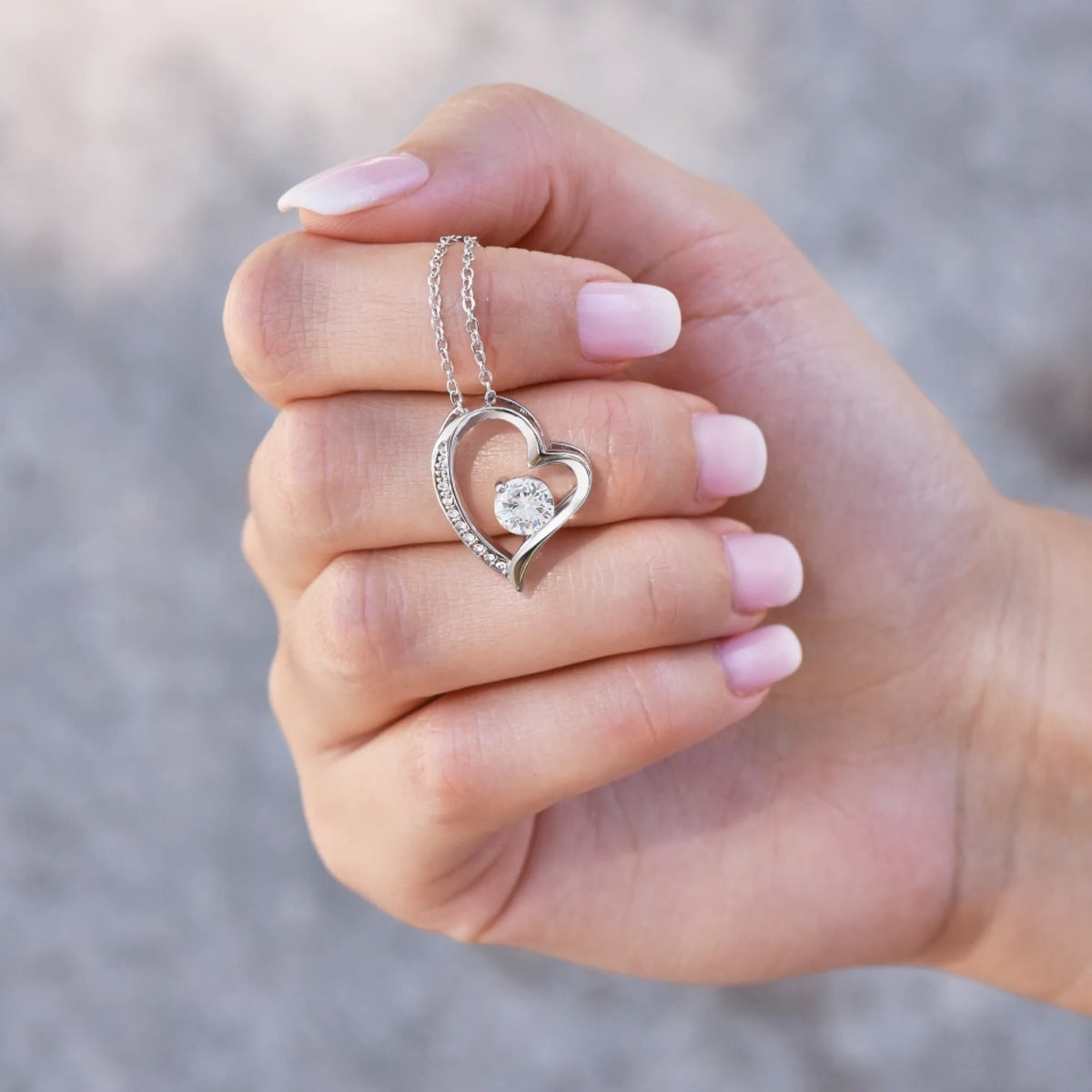 Forever Love "Bestes Pärchen" - Halskette mit Herzanhänger & personalisierter Karte