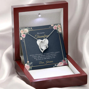 Forever Love "Traumfrau" - Halskette mit Gold-Herzanhänger & individualisierter Karte